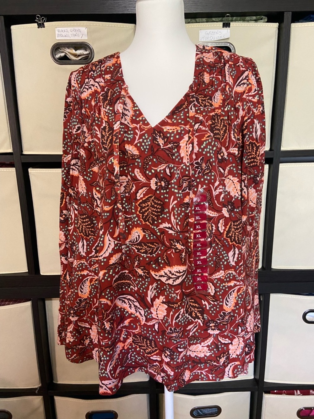 Jessica Simpson Maroon Floral V-Neck Long Sleeve Tunic